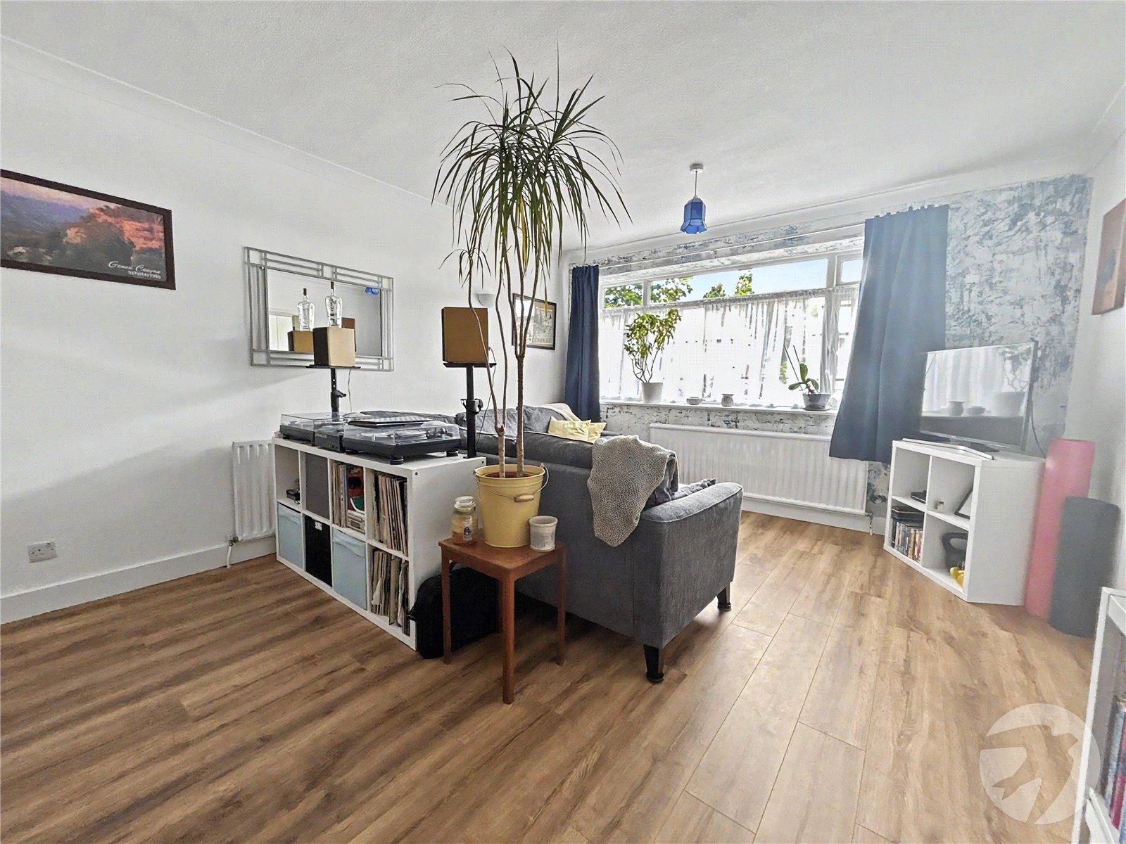 2 bedroom property for sale in Sidcup | Robinson Jackson