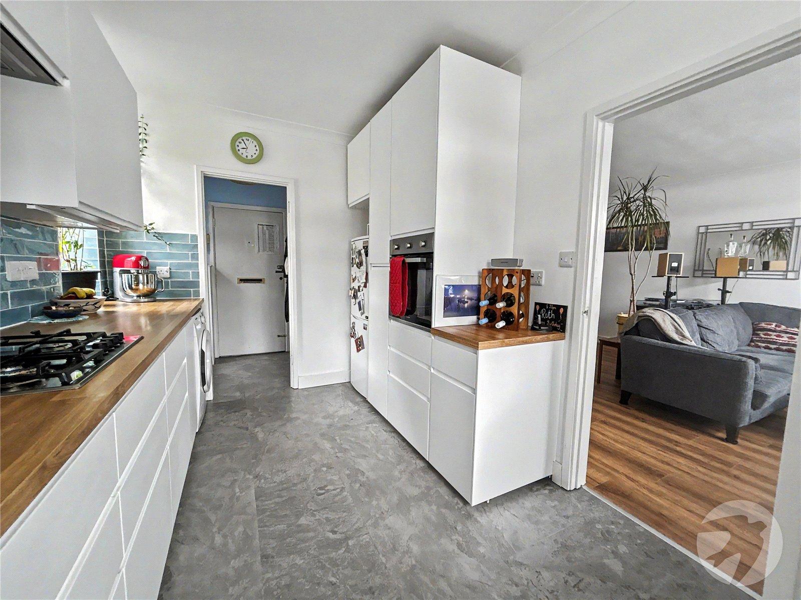 2 bedroom property for sale in Sidcup | Robinson Jackson
