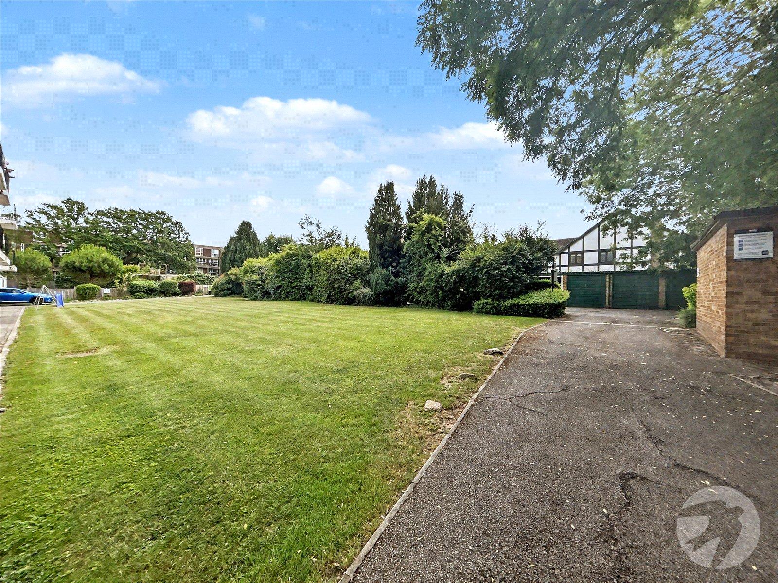 2 bedroom property for sale in Sidcup | Robinson Jackson