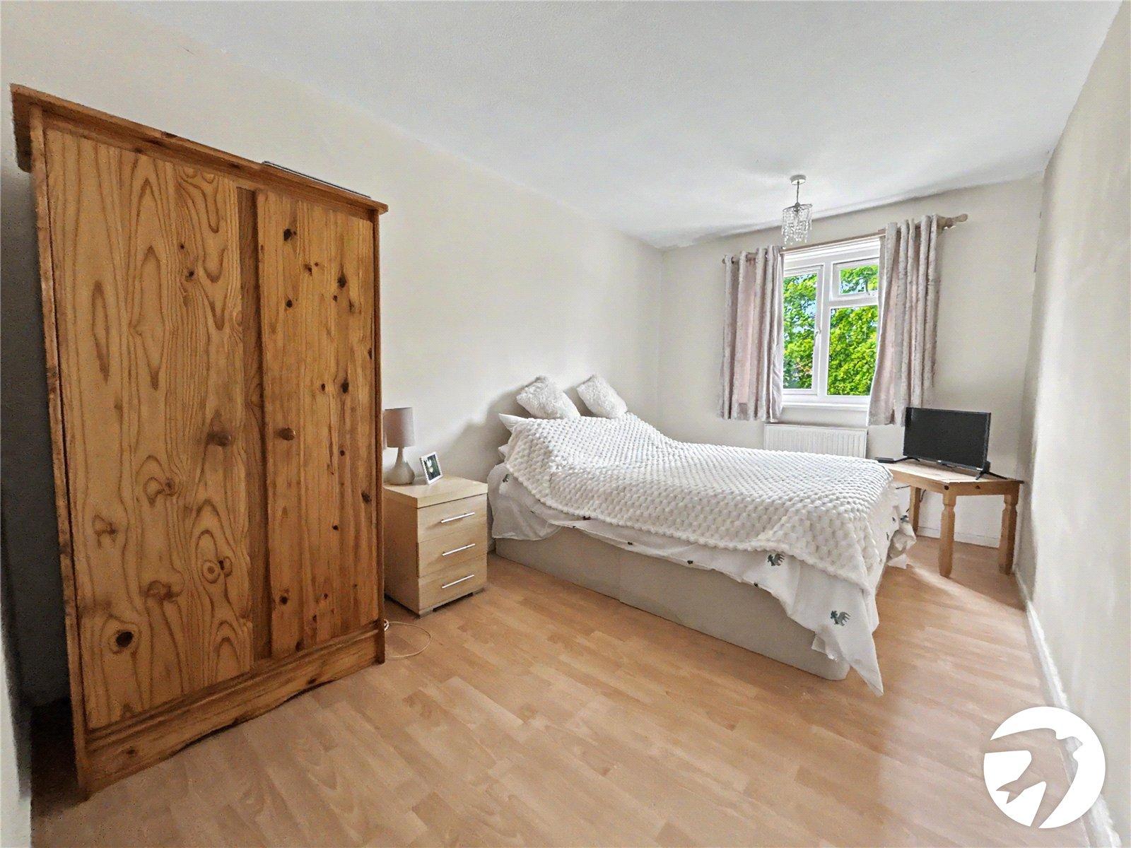 3 bedroom property for sale in Sidcup | Robinson Jackson