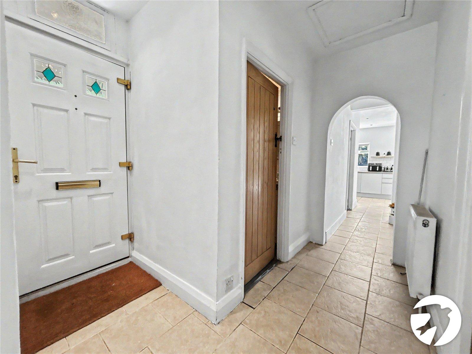 3 bedroom bungalow for sale in Sidcup | Robinson Jackson