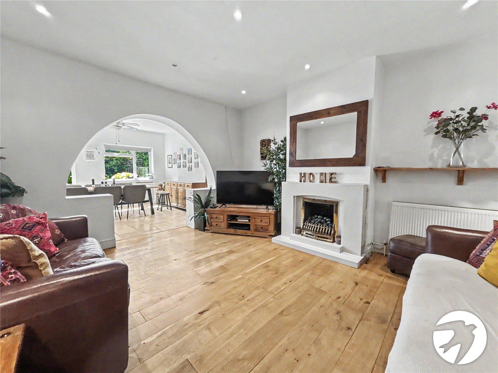 3 bedroom bungalow for sale in Sidcup | Robinson Jackson