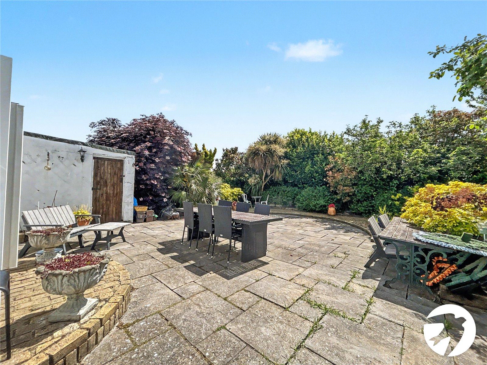 3 bedroom bungalow for sale in Sidcup | Robinson Jackson