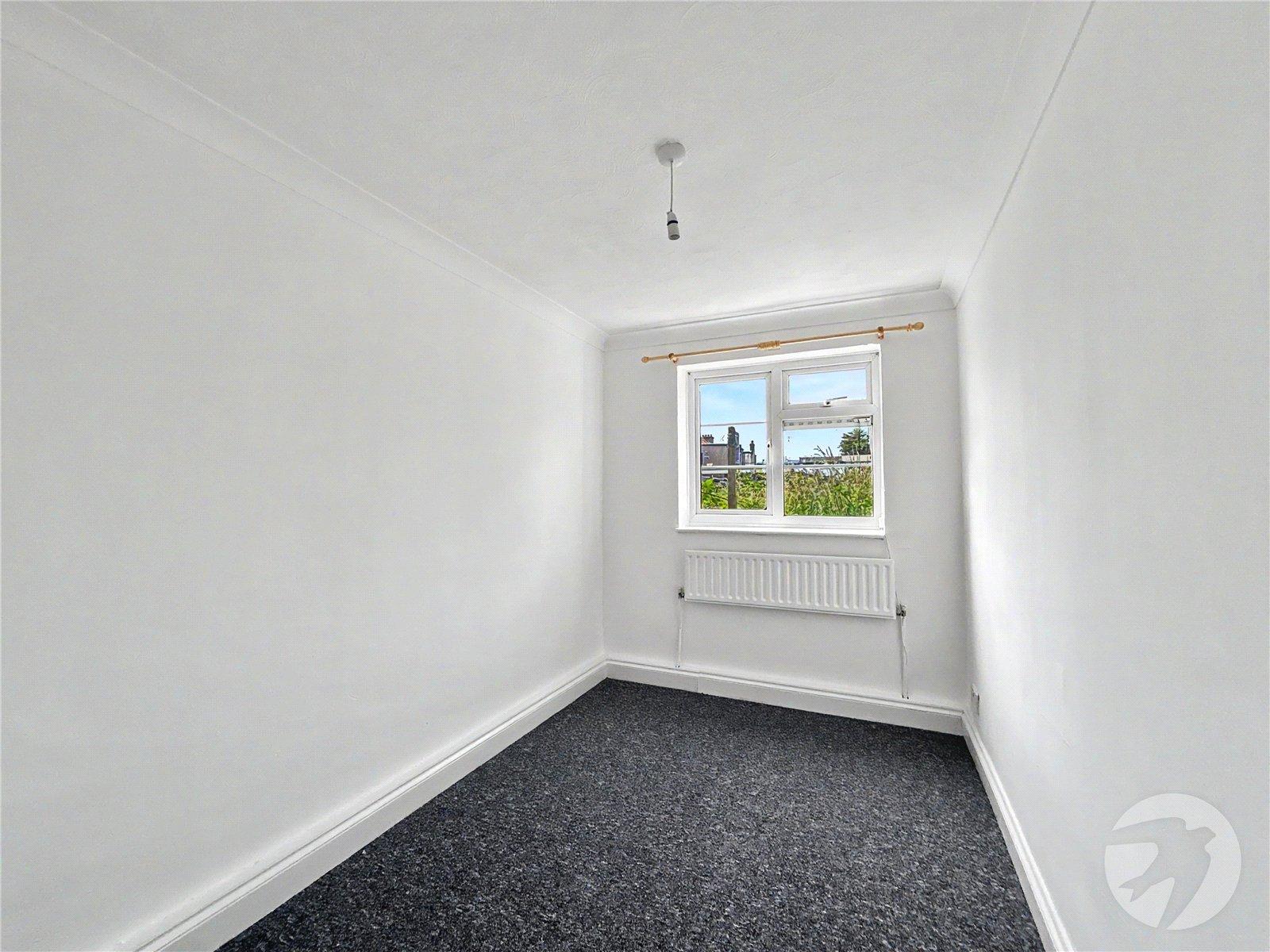 2 bedroom property for sale in Sidcup | Robinson Jackson