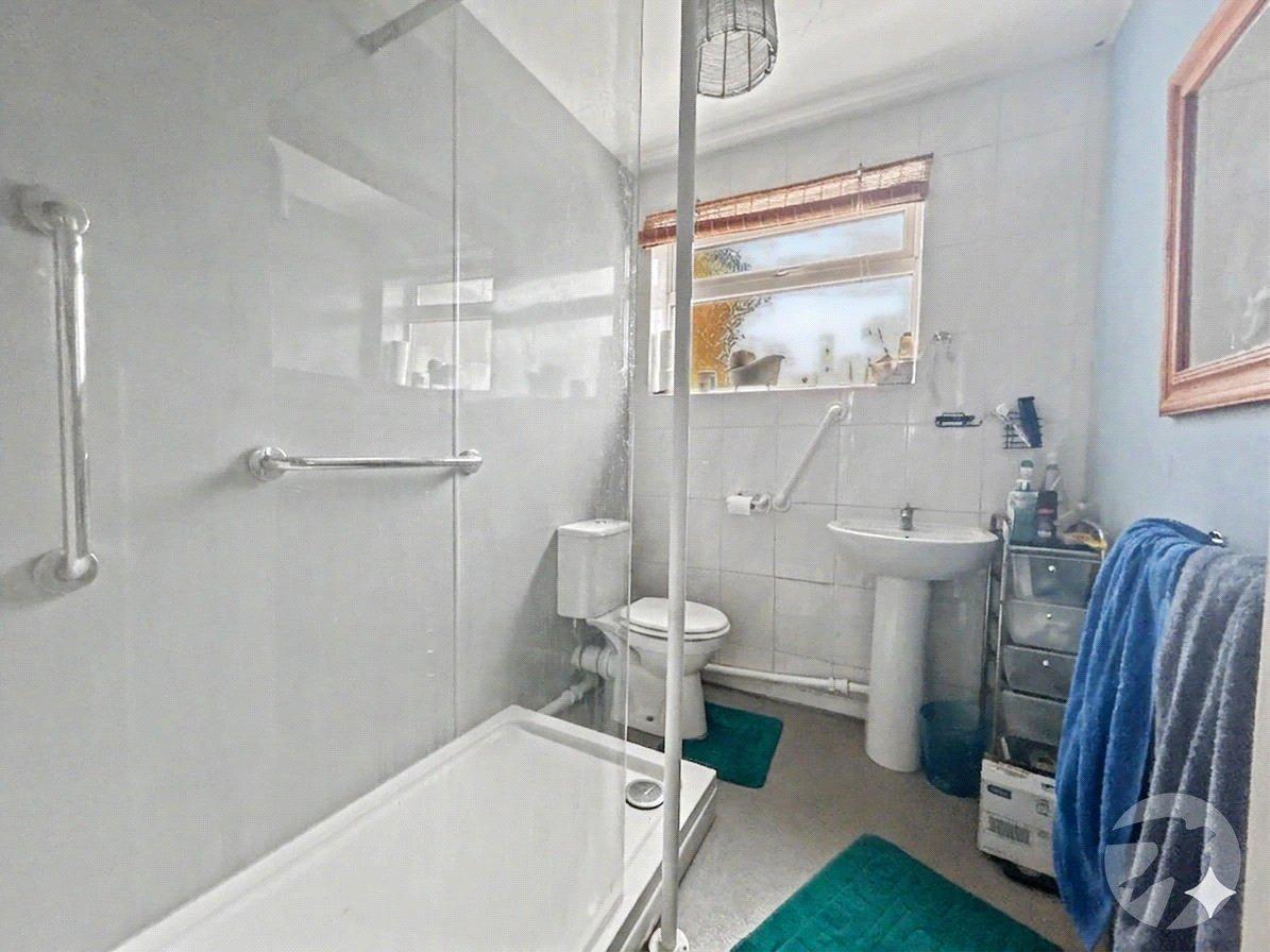 5 bedroom house for sale in Sidcup | Robinson Jackson
