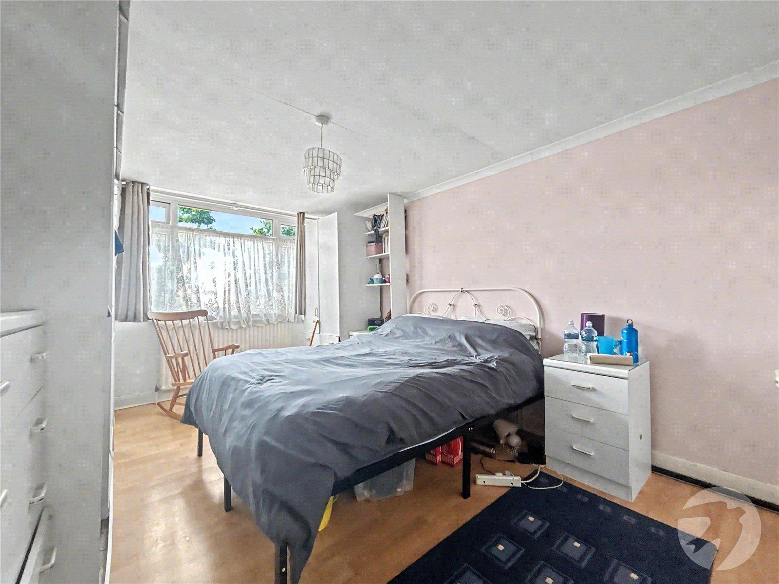 5 bedroom house for sale in Sidcup | Robinson Jackson