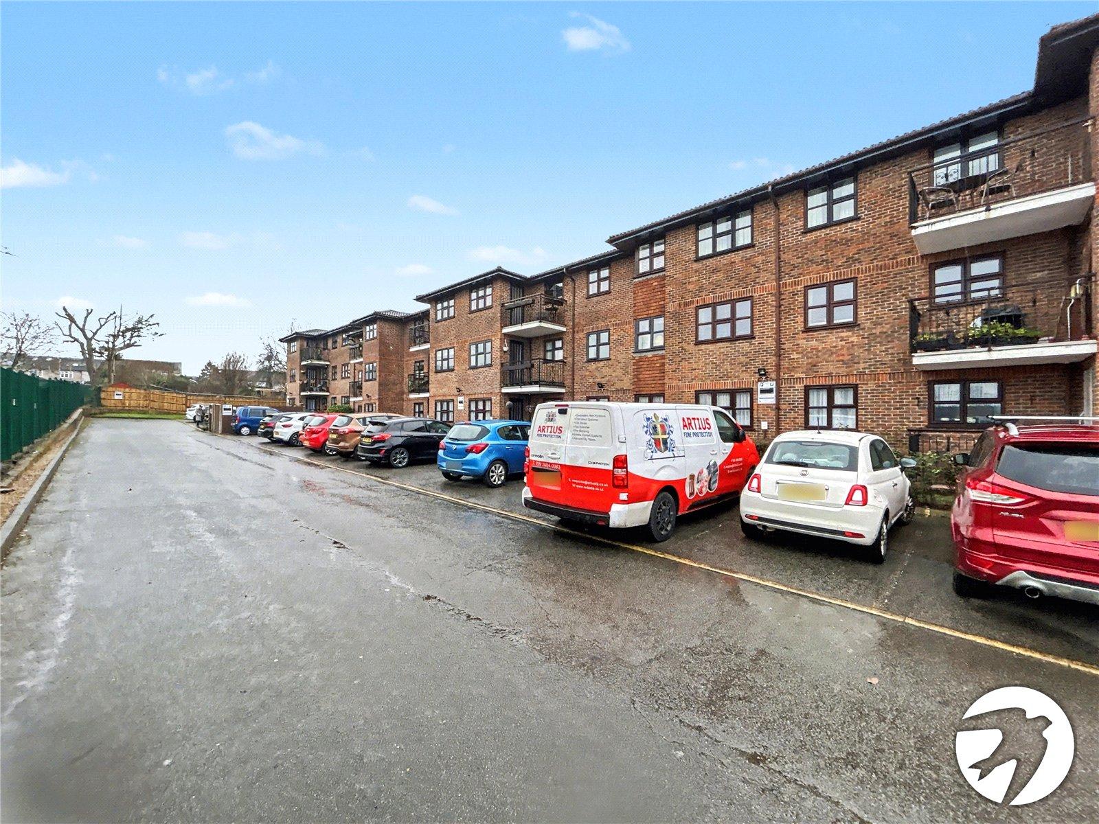 2 bedroom property for sale in Sidcup | Robinson Jackson