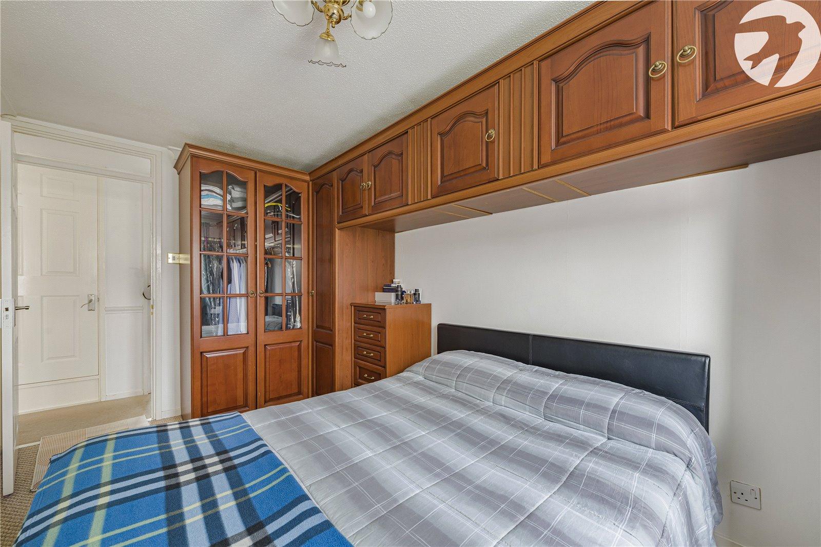 3 bedroom property for sale in Sidcup | Robinson Jackson