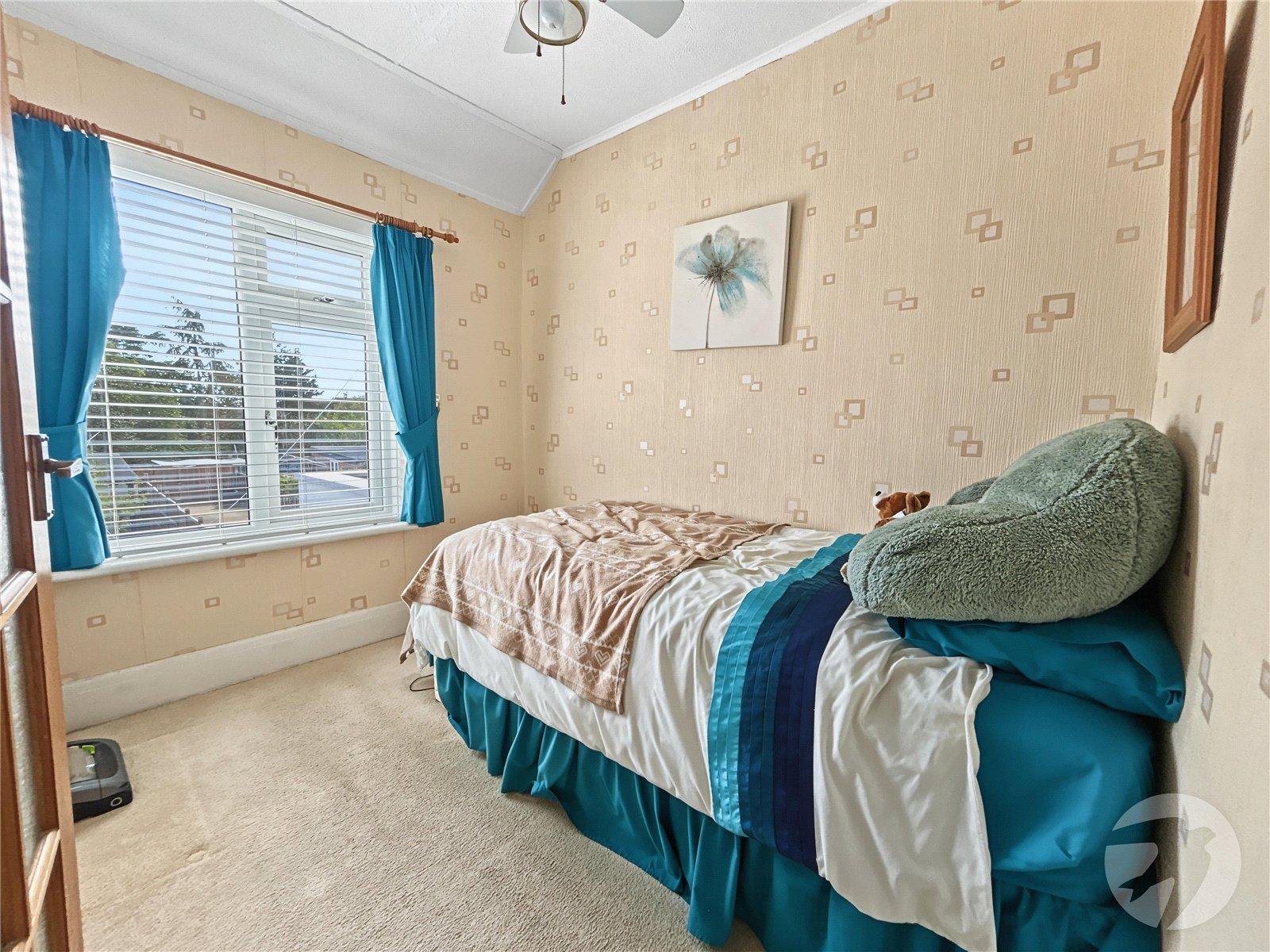 2 bedroom house for sale in Sidcup | Robinson Jackson