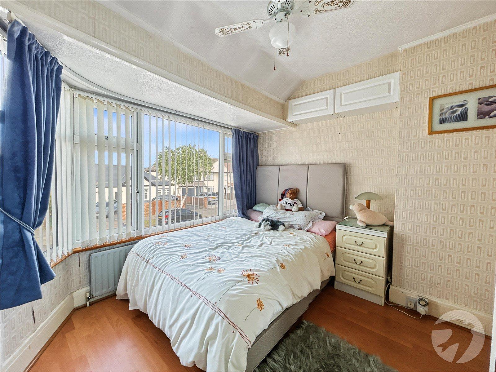 2 bedroom house for sale in Sidcup | Robinson Jackson