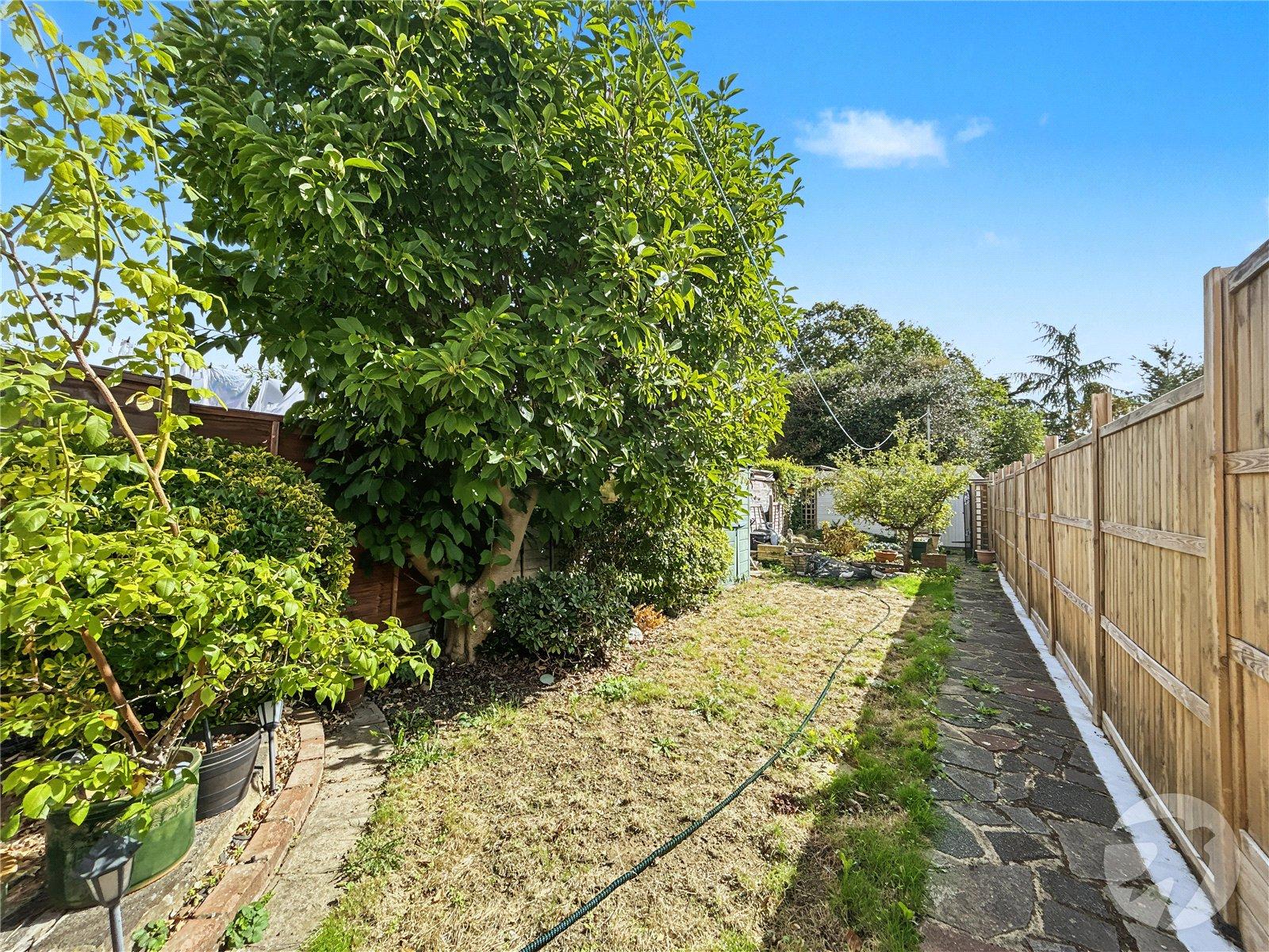 2 bedroom house for sale in Sidcup | Robinson Jackson