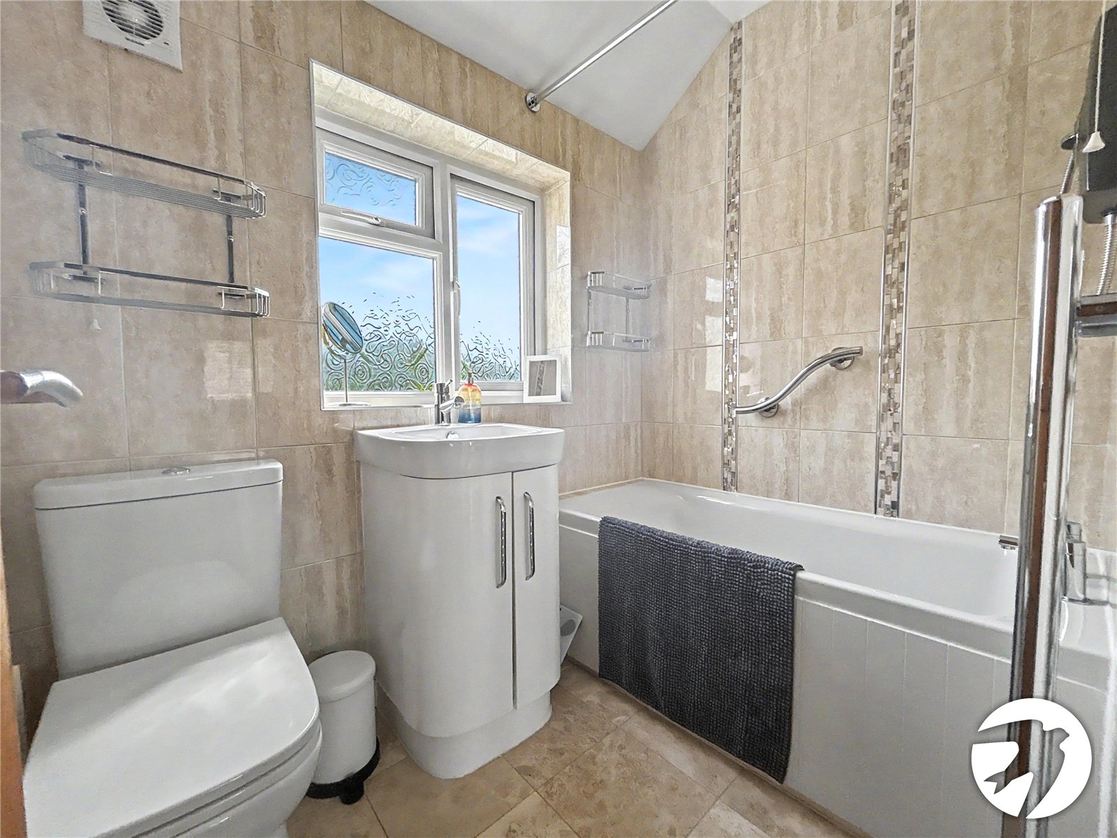 3 bedroom house for sale in Sidcup | Robinson Jackson