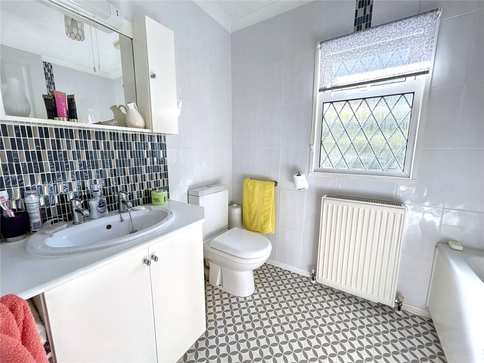 2 bedroom bungalow for sale in Old London Road | Robinson Jackson