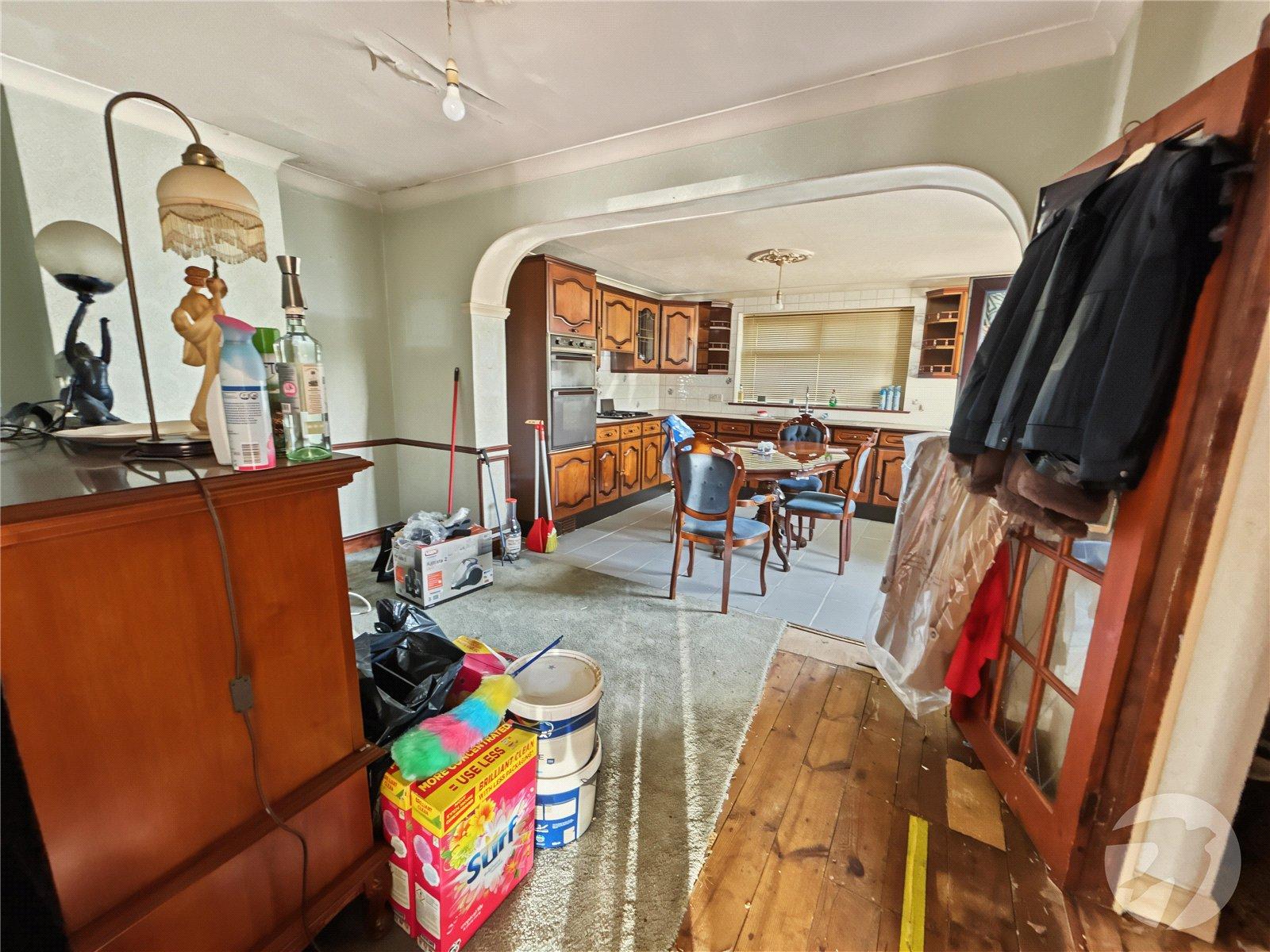 2 bedroom house for sale in Welling | Robinson Jackson