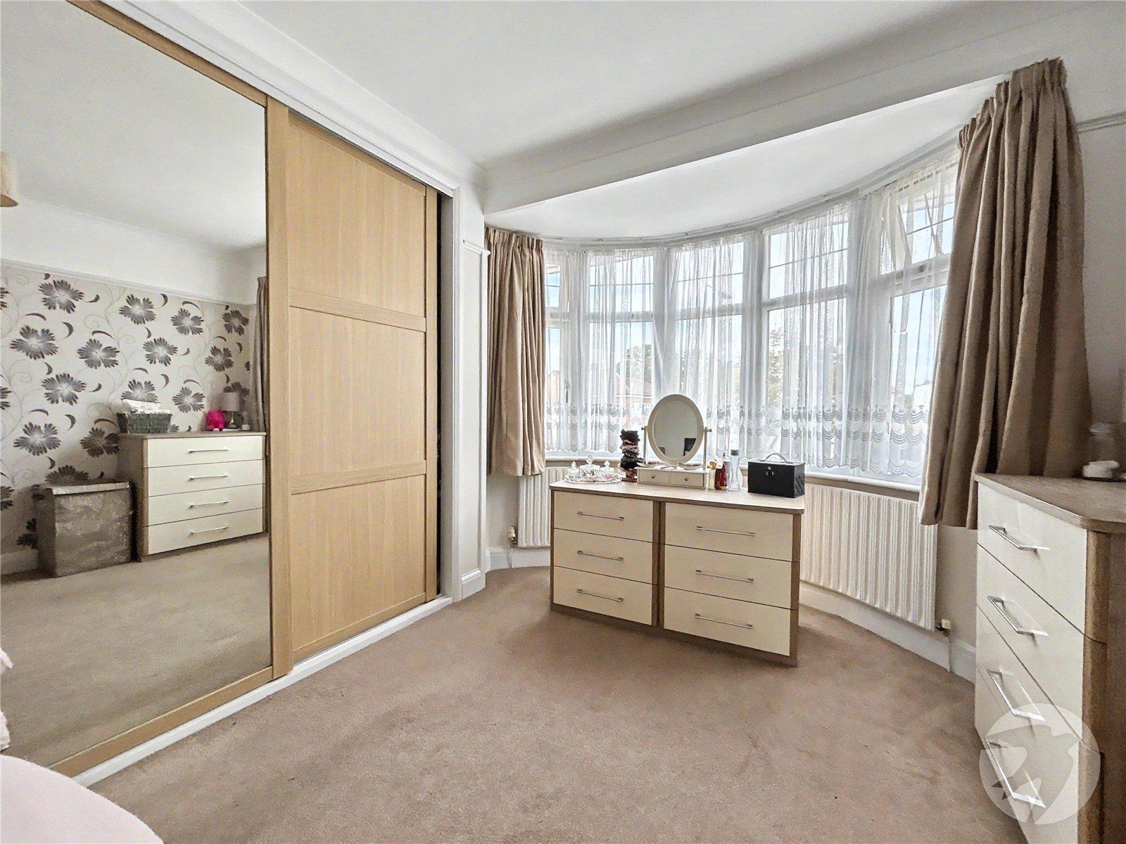 5 bedroom house for sale in Sidcup | Robinson Jackson