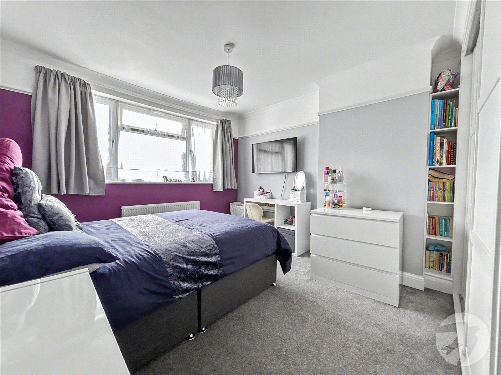 5 bedroom house for sale in Sidcup | Robinson Jackson