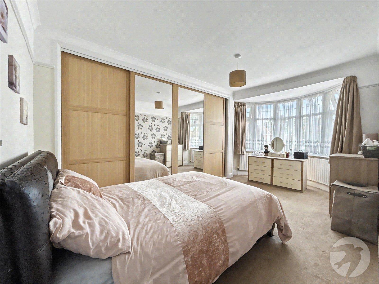 5 bedroom house for sale in Sidcup | Robinson Jackson