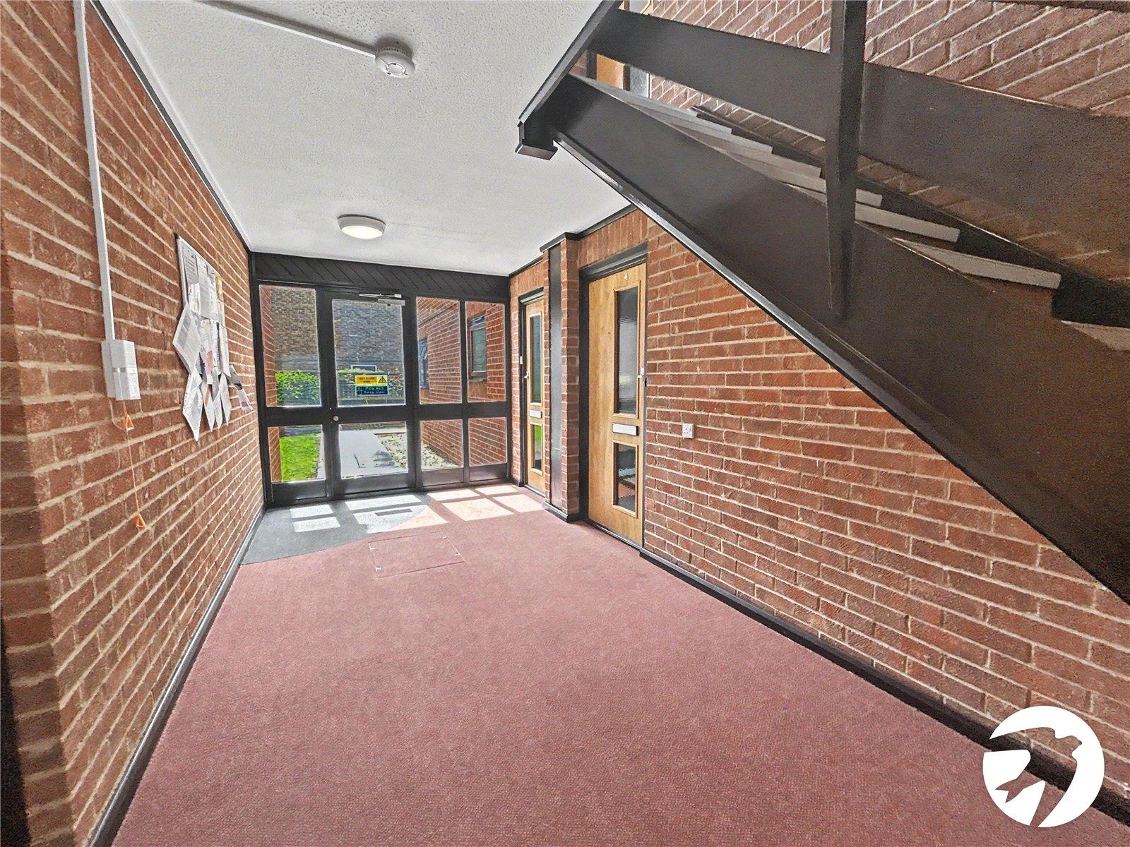 2 bedroom property for sale in Sidcup | Robinson Jackson