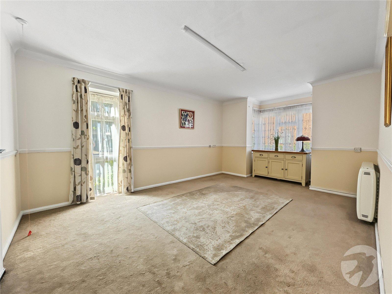 2 bedroom property for sale in Sidcup | Robinson Jackson