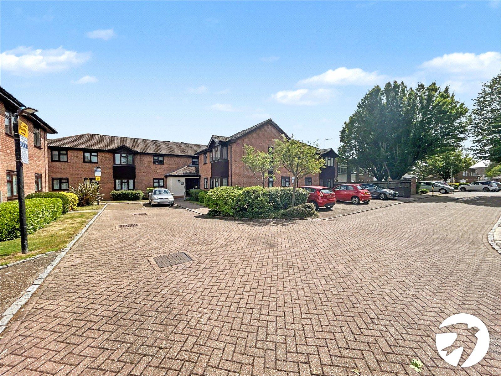 2 bedroom property for sale in Sidcup | Robinson Jackson