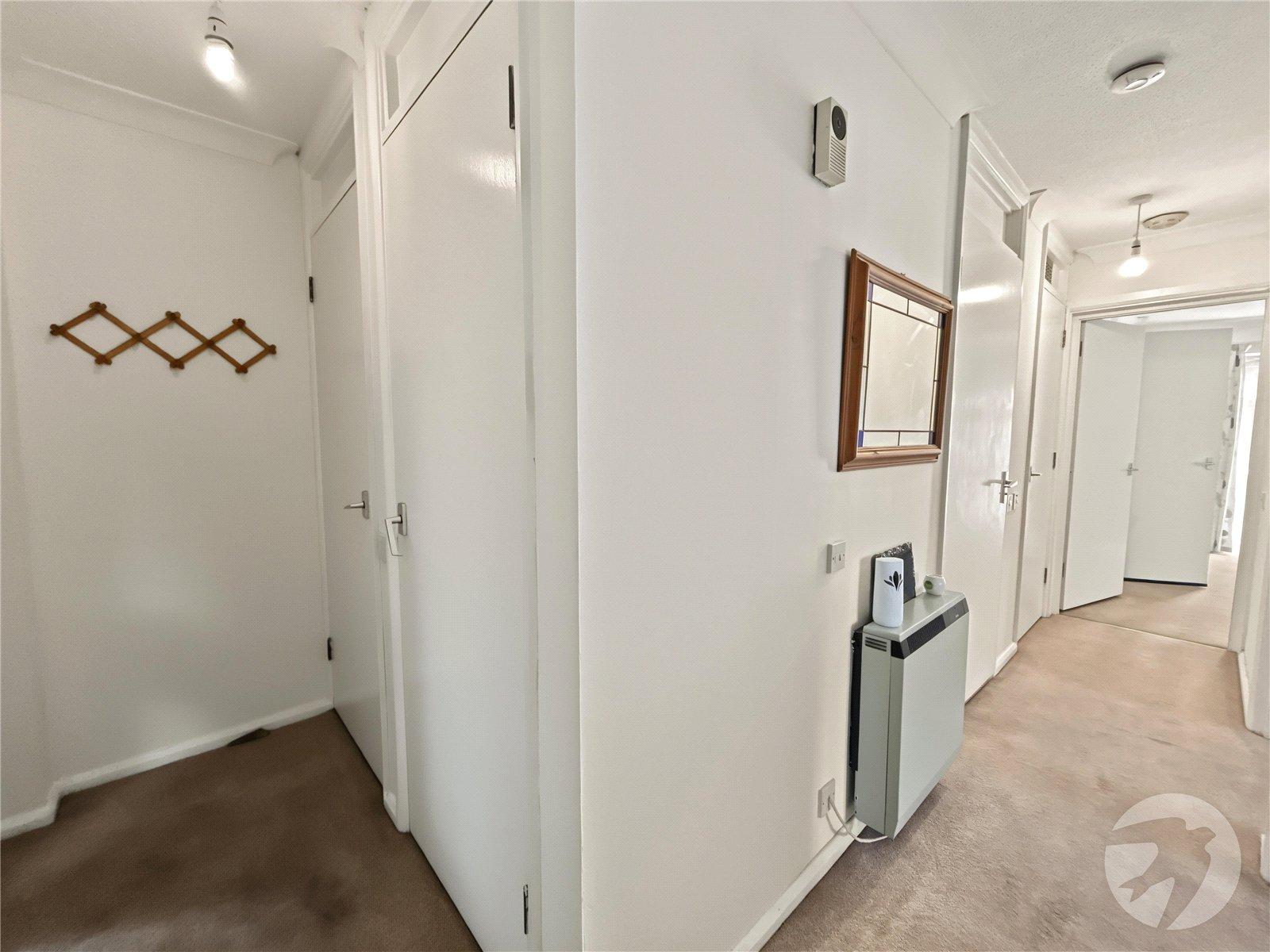 2 bedroom property for sale in Sidcup | Robinson Jackson