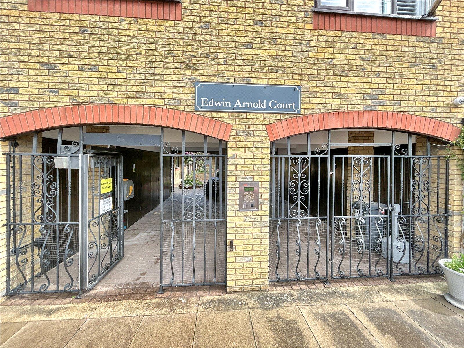 2 bedroom property for sale in Sidcup | Robinson Jackson
