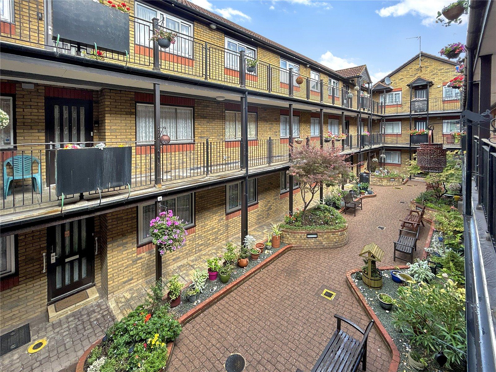2 bedroom property for sale in Sidcup | Robinson Jackson