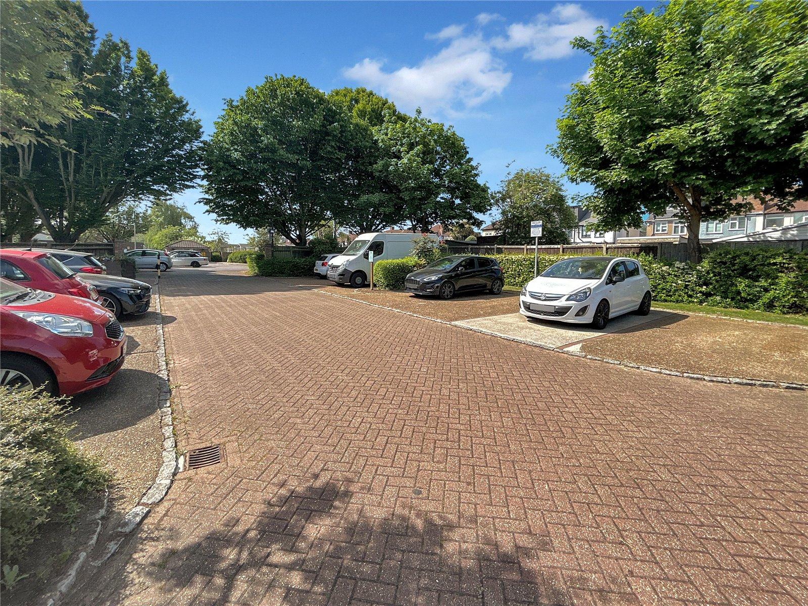 2 bedroom property for sale in Sidcup | Robinson Jackson
