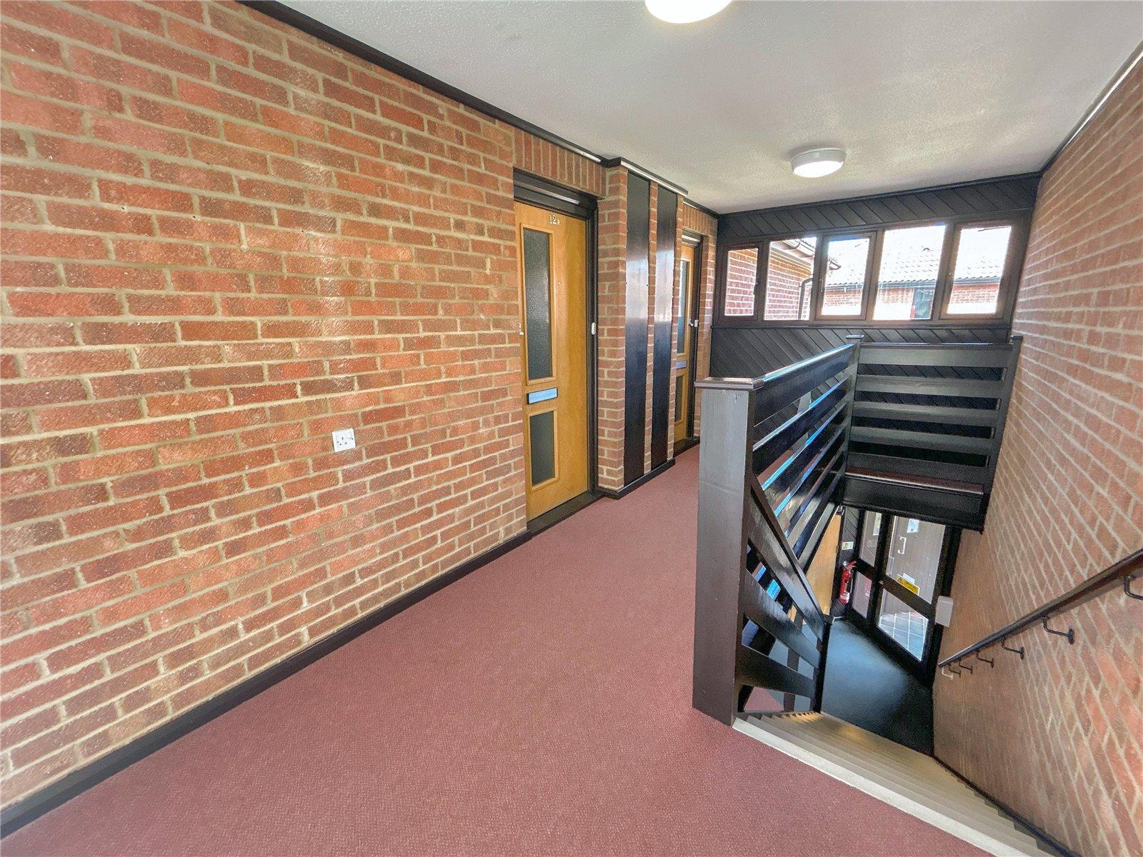 2 bedroom property for sale in Sidcup | Robinson Jackson