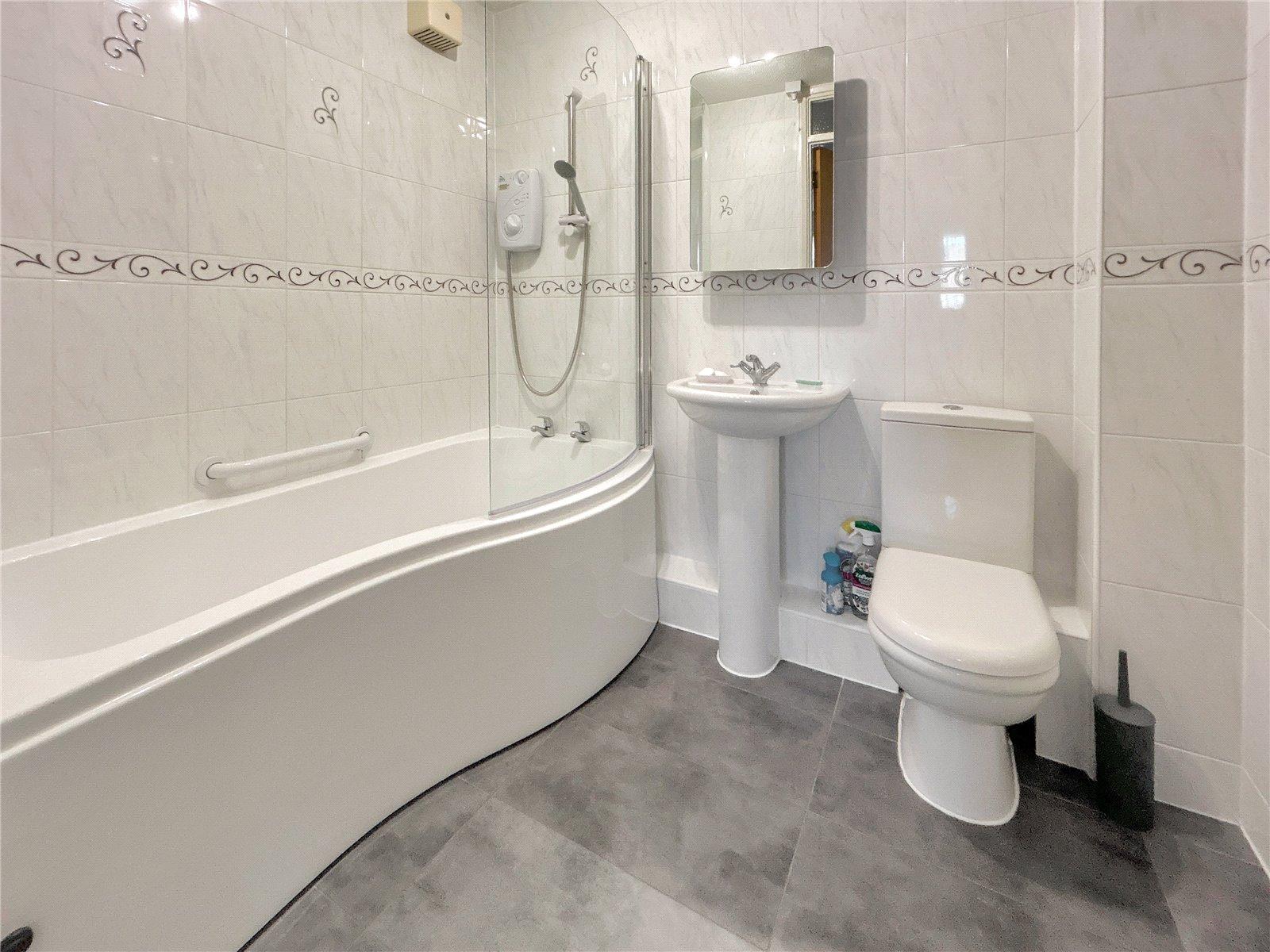 2 bedroom property for sale in Sidcup | Robinson Jackson