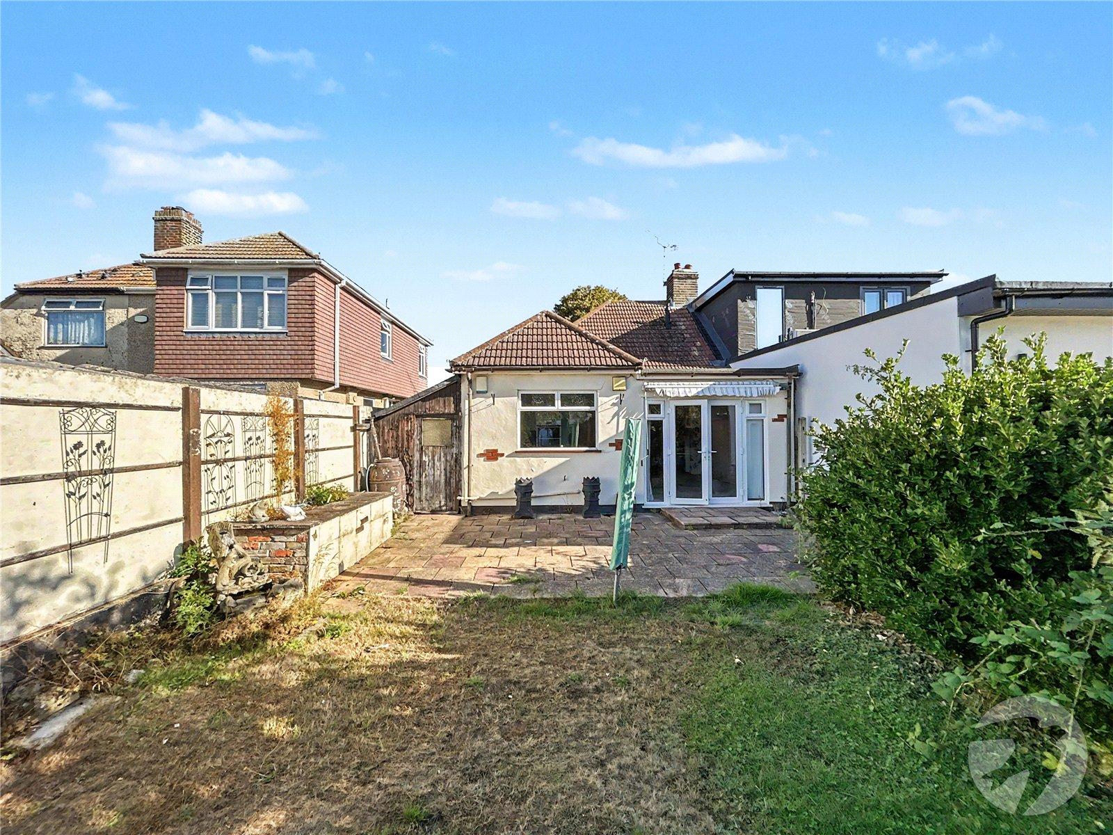 2 bedroom bungalow for sale in Sidcup | Robinson Jackson