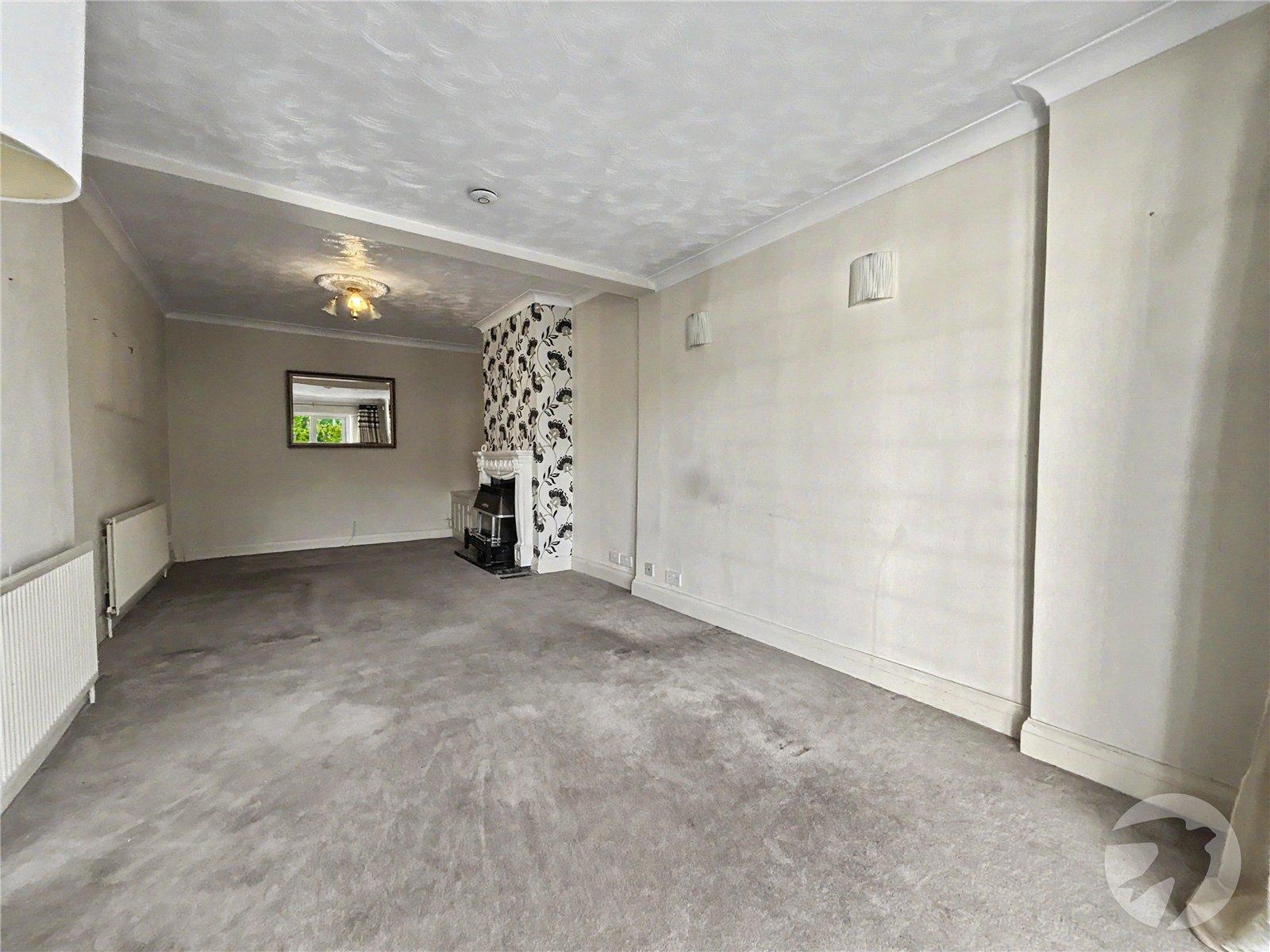 2 bedroom bungalow for sale in Sidcup | Robinson Jackson