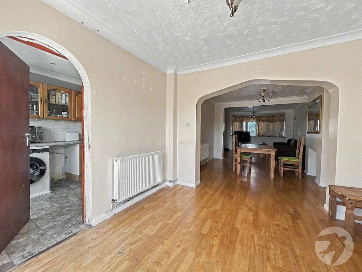 4 bedroom house for sale in South Welling | Robinson Jackson
