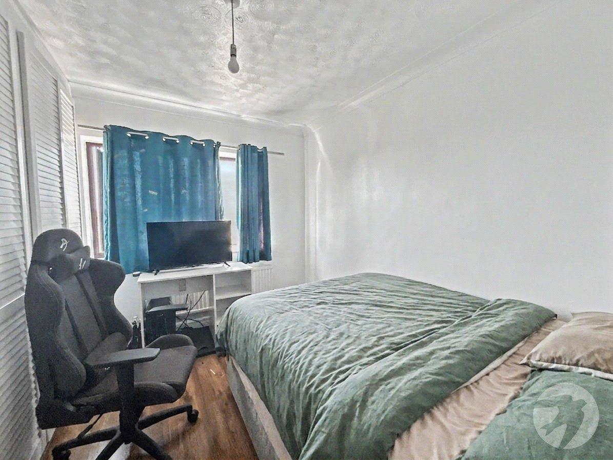 4 bedroom house for sale in South Welling | Robinson Jackson
