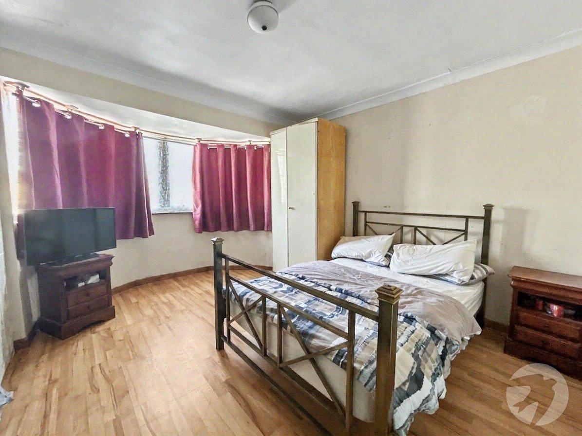 4 bedroom house for sale in South Welling | Robinson Jackson