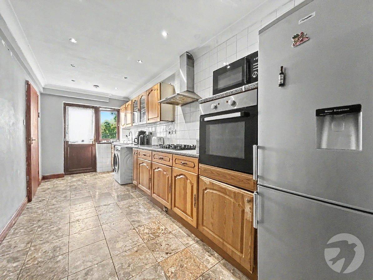 4 bedroom house for sale in South Welling | Robinson Jackson