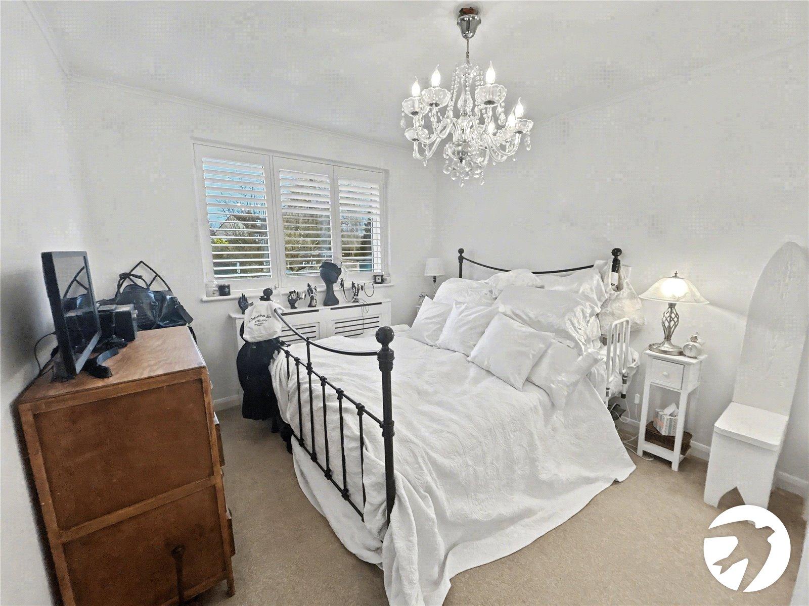 2 bedroom property for sale in Sidcup | Robinson Jackson