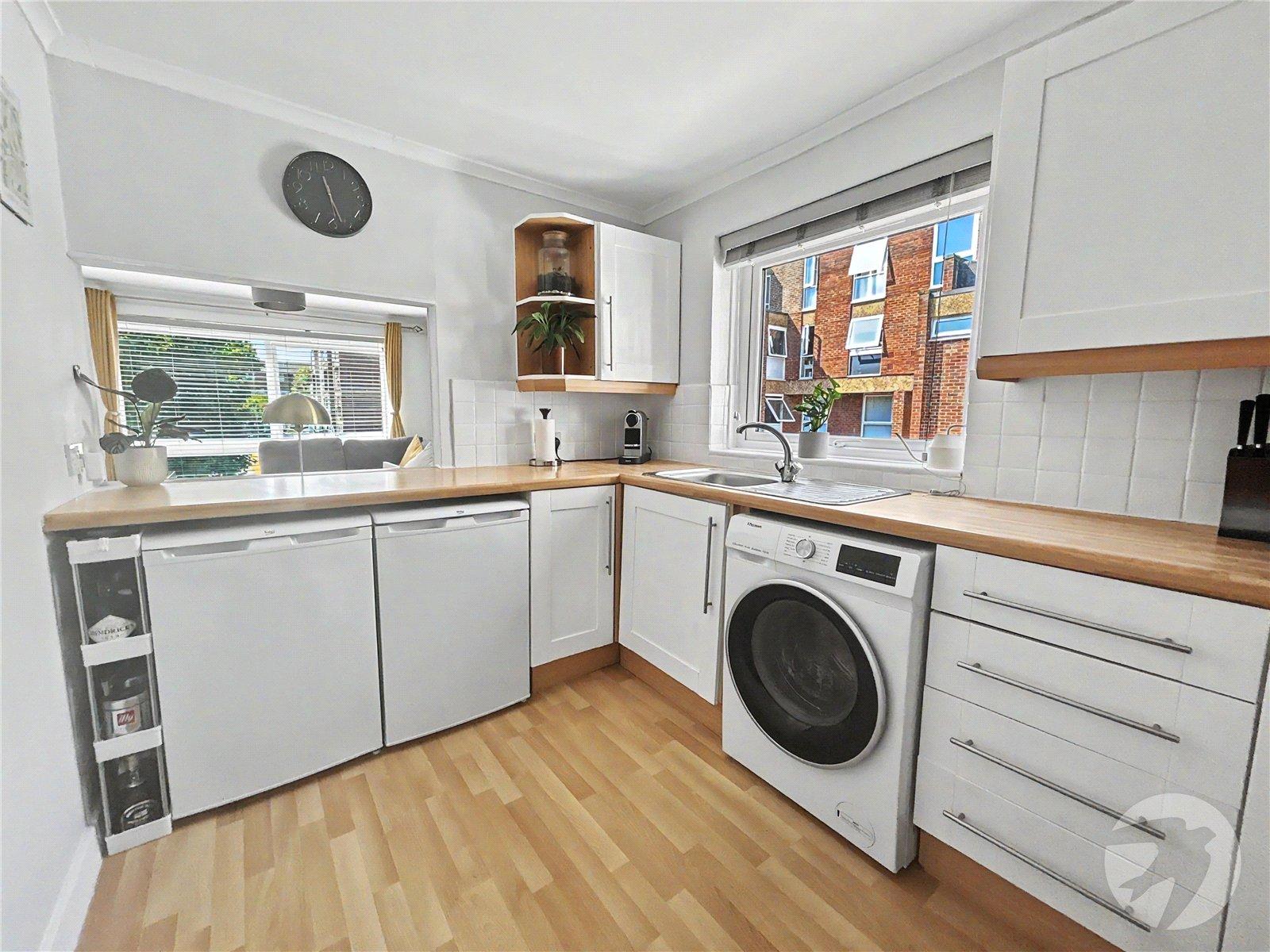 1 bedroom property for sale in Sidcup | Robinson Jackson