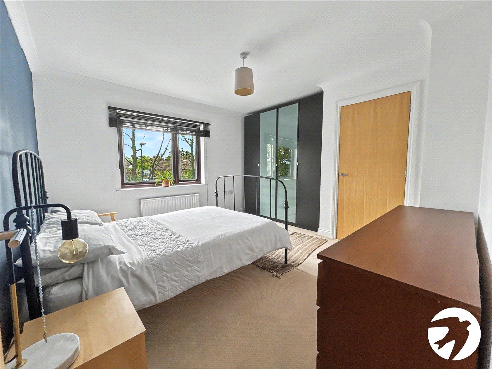 2 bedroom property for sale in Sidcup | Robinson Jackson