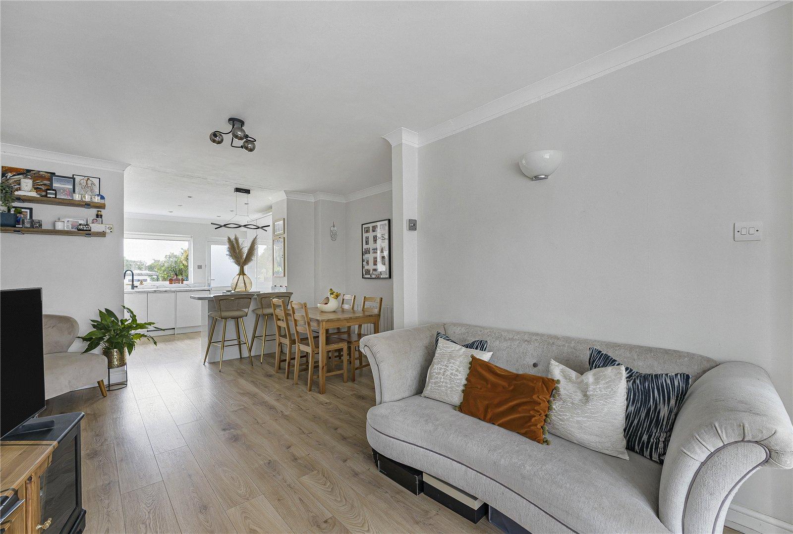 2 bedroom house for sale in Sidcup | Robinson Jackson