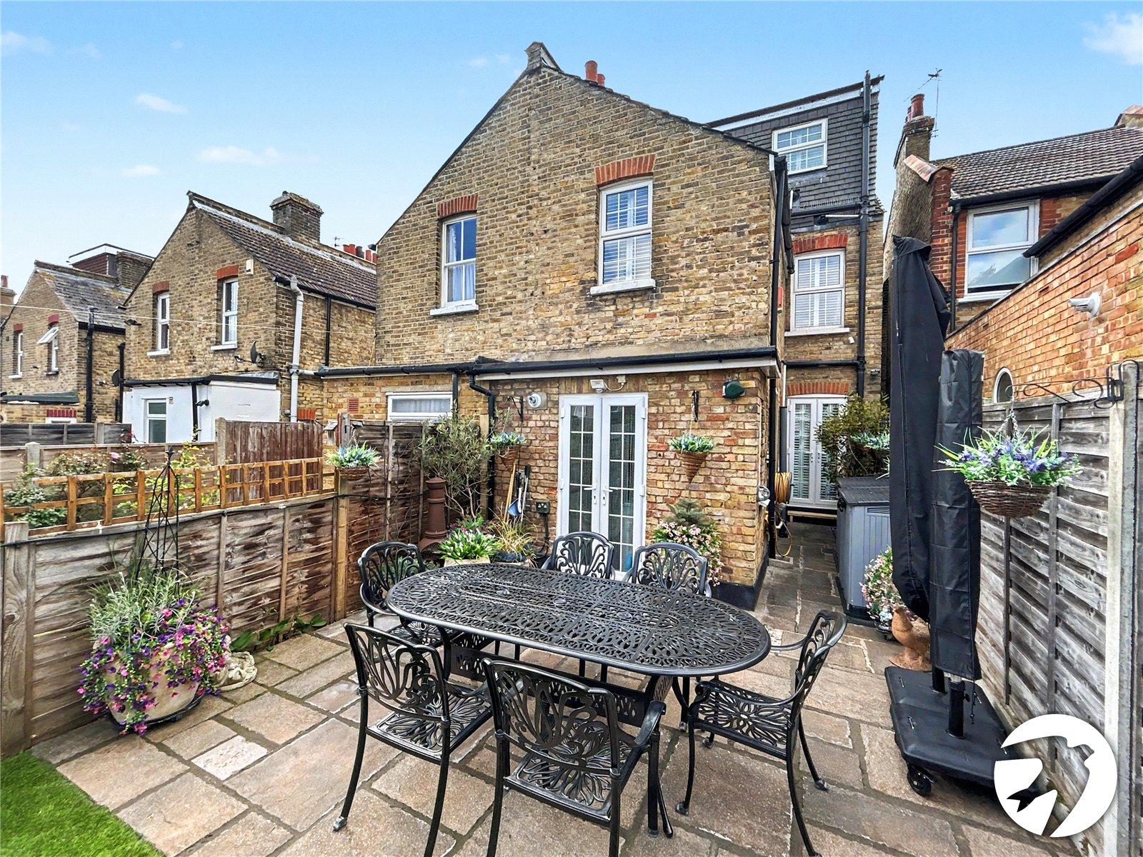 4 bedroom house for sale in Sidcup | Robinson Jackson