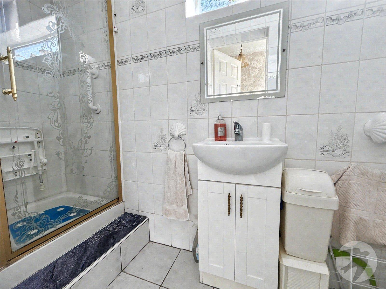 3 bedroom house for sale in Sidcup | Robinson Jackson