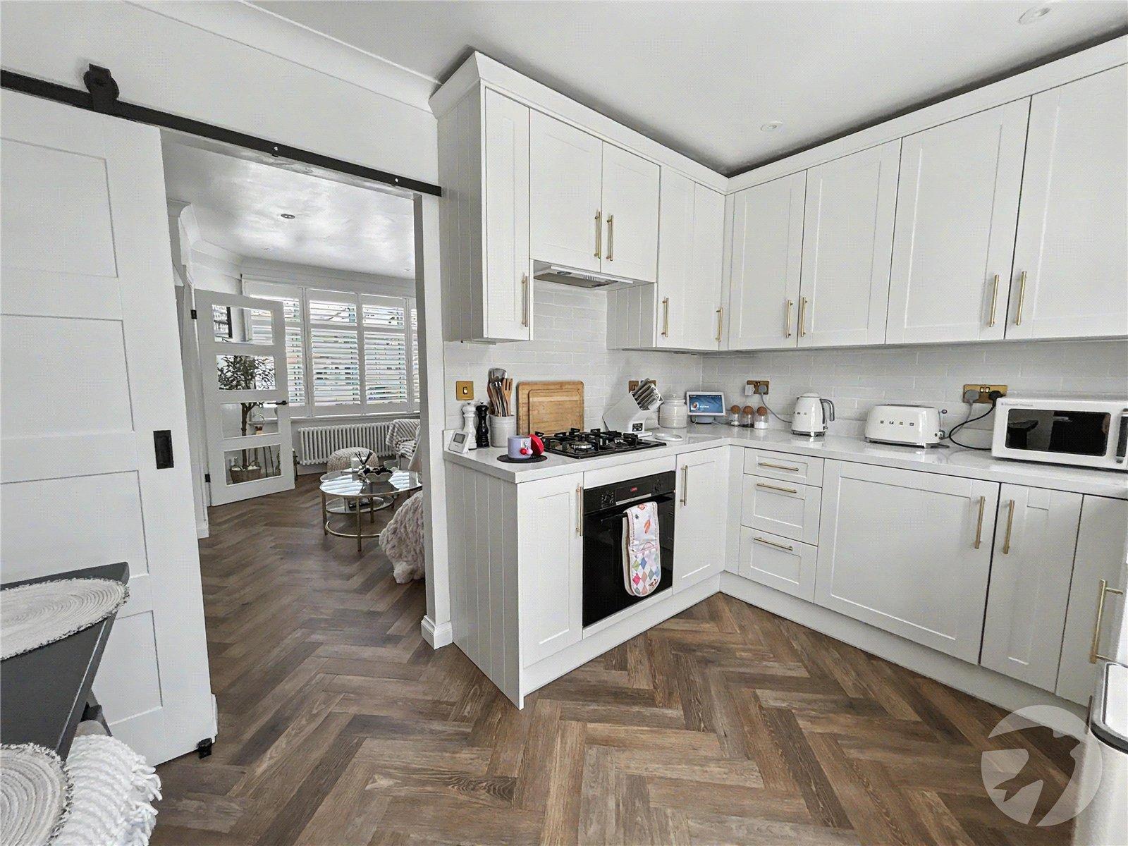 2 bedroom house for sale in Sidcup | Robinson Jackson