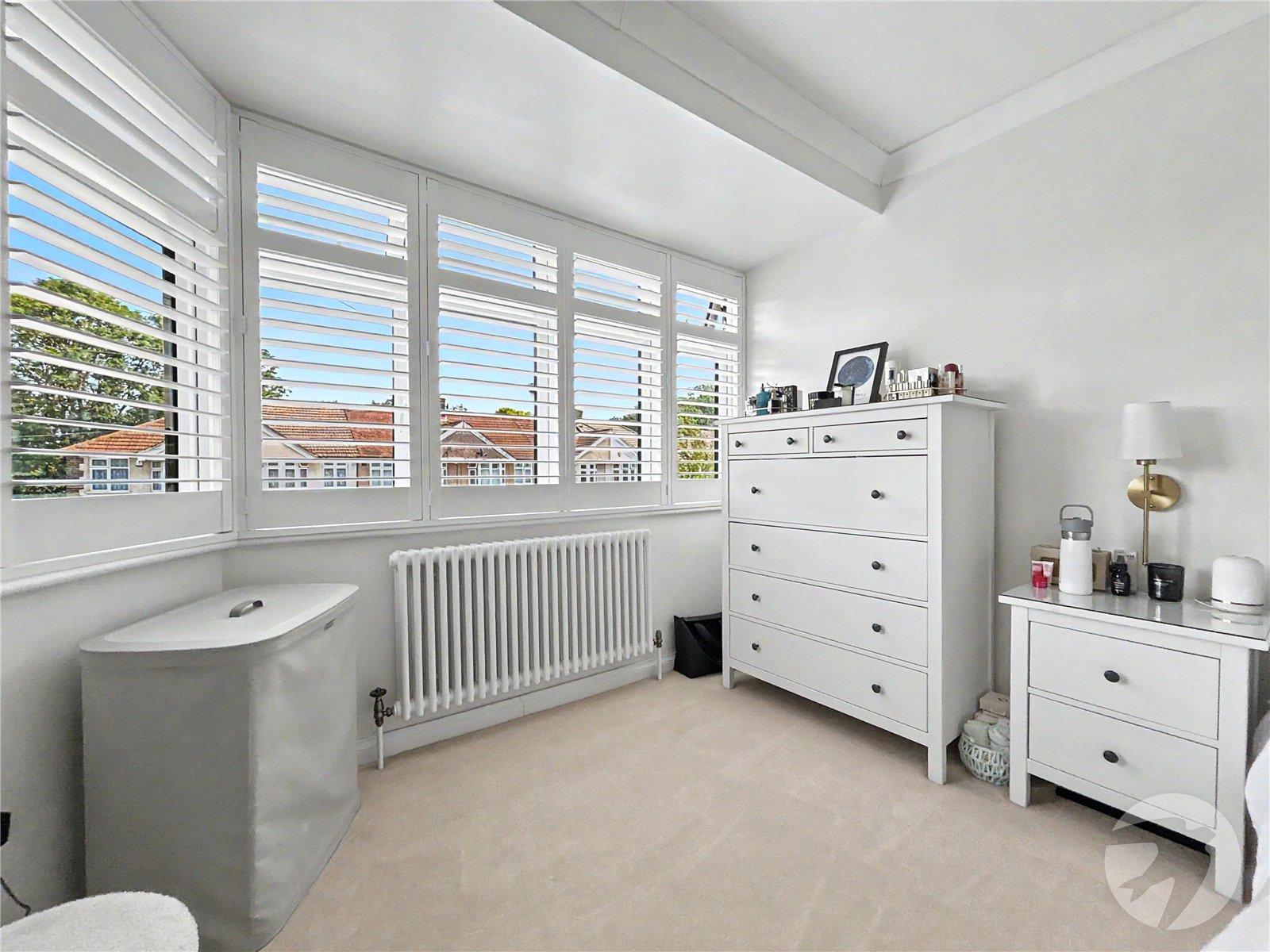 2 bedroom house for sale in Sidcup | Robinson Jackson