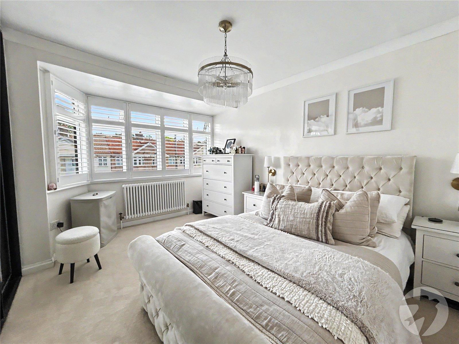 2 bedroom house for sale in Sidcup | Robinson Jackson