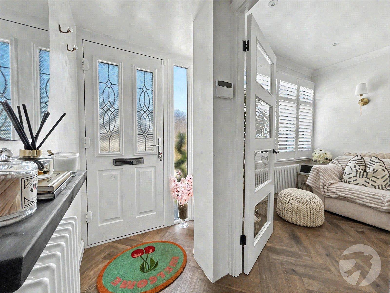 2 bedroom house for sale in Sidcup | Robinson Jackson