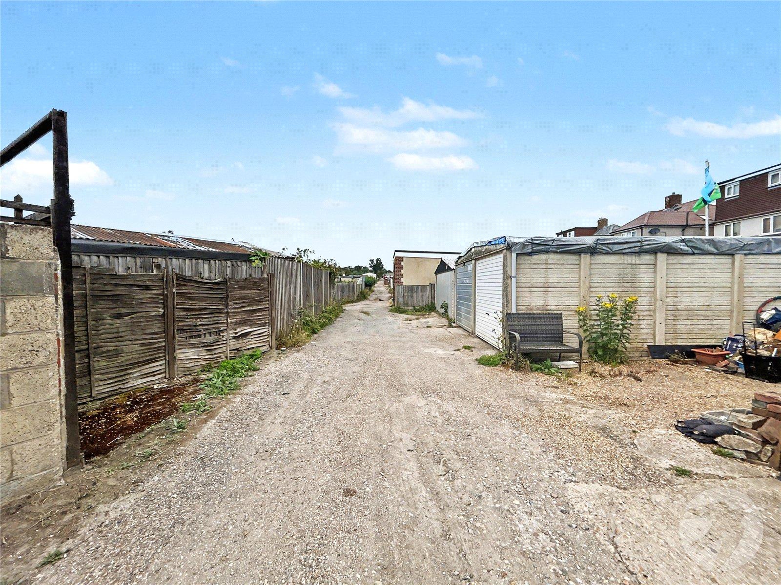 3 bedroom house for sale in Sidcup | Robinson Jackson