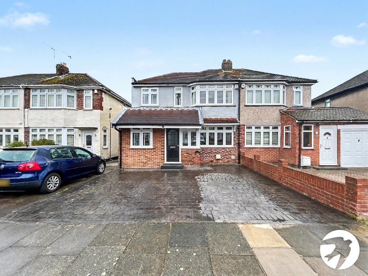 4 bedroom house for sale in South Welling | Robinson Jackson