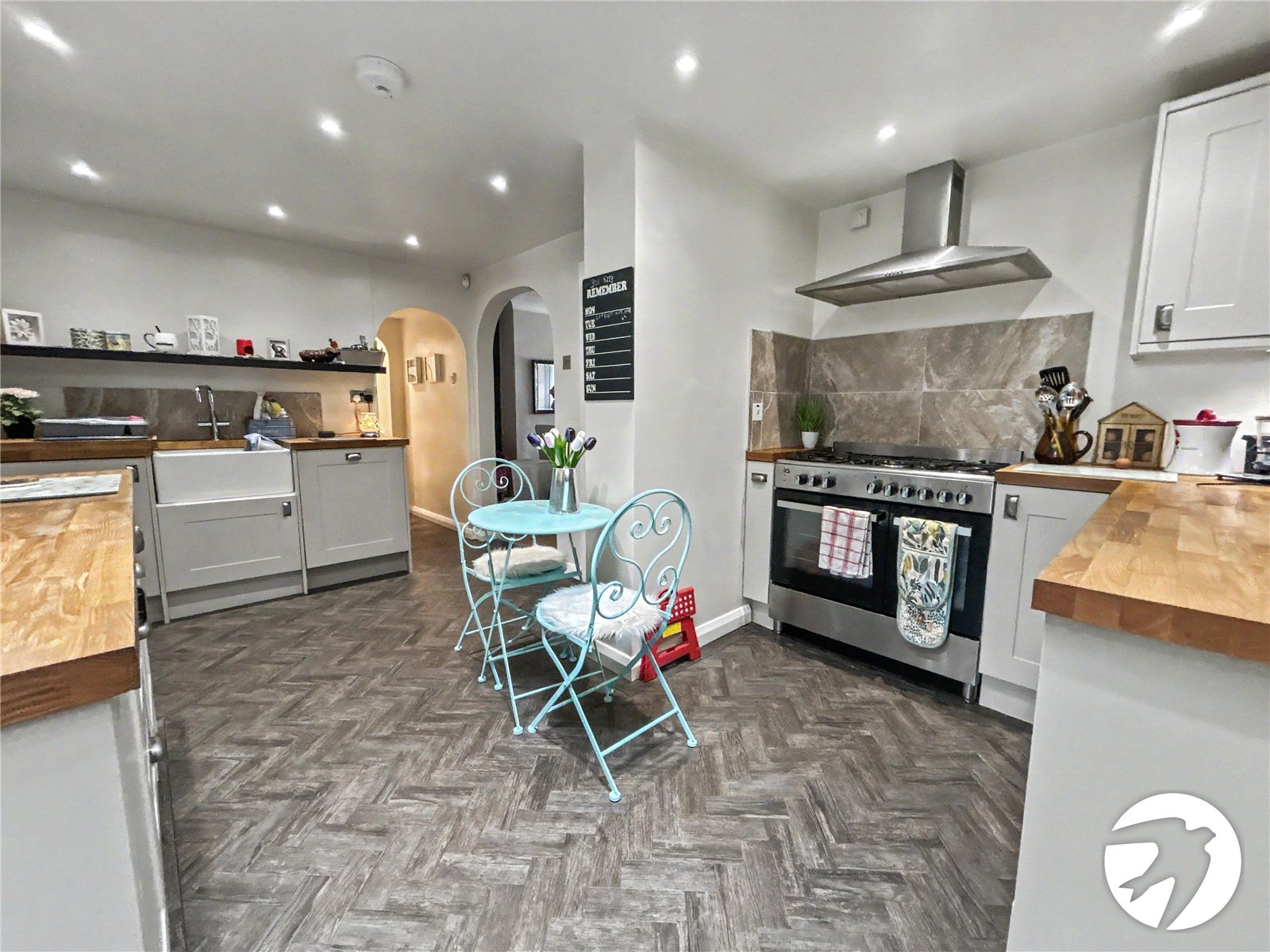 4 bedroom house for sale in South Welling | Robinson Jackson