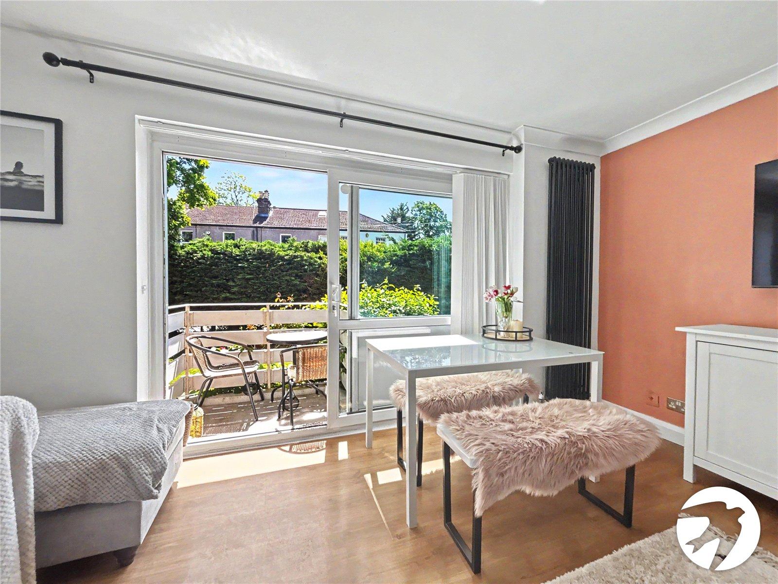 2 bedroom property for sale in Sidcup | Robinson Jackson